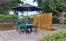 The Guest House - Awakeri Modern Country Cottage
